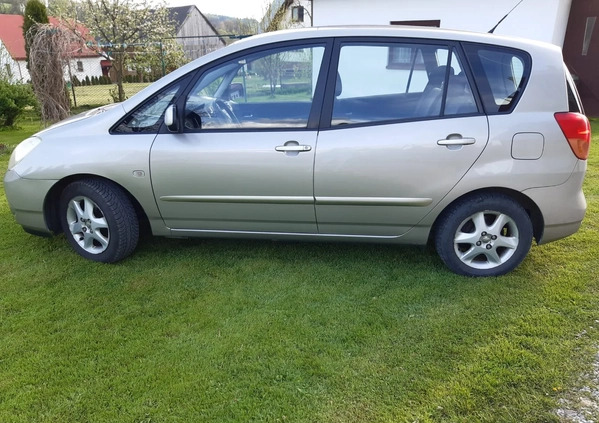 Toyota Corolla Verso cena 10500 przebieg: 247892, rok produkcji 2002 z Pyzdry małe 79